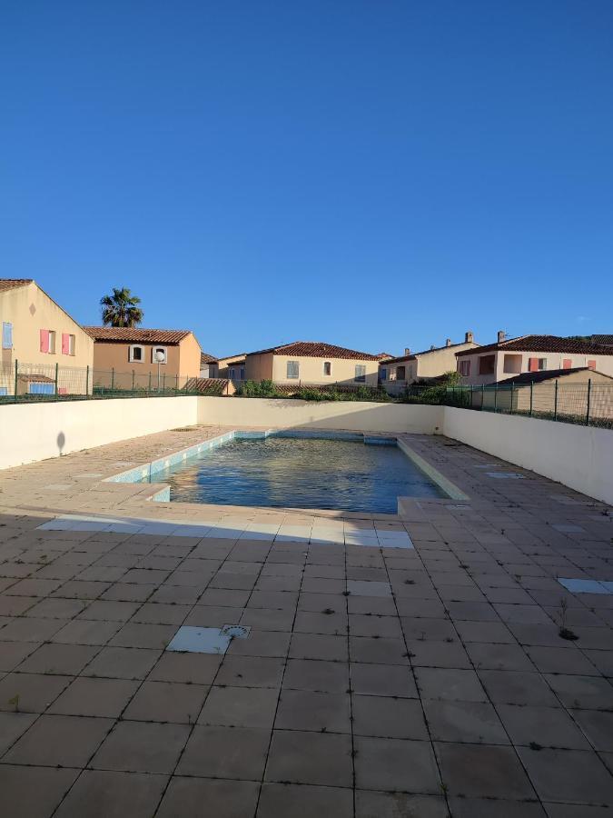 Villa Club T2 A Mar Vivo, Plages A Pieds, Piscine Ла-Сейн-сюр-Мер Экстерьер фото